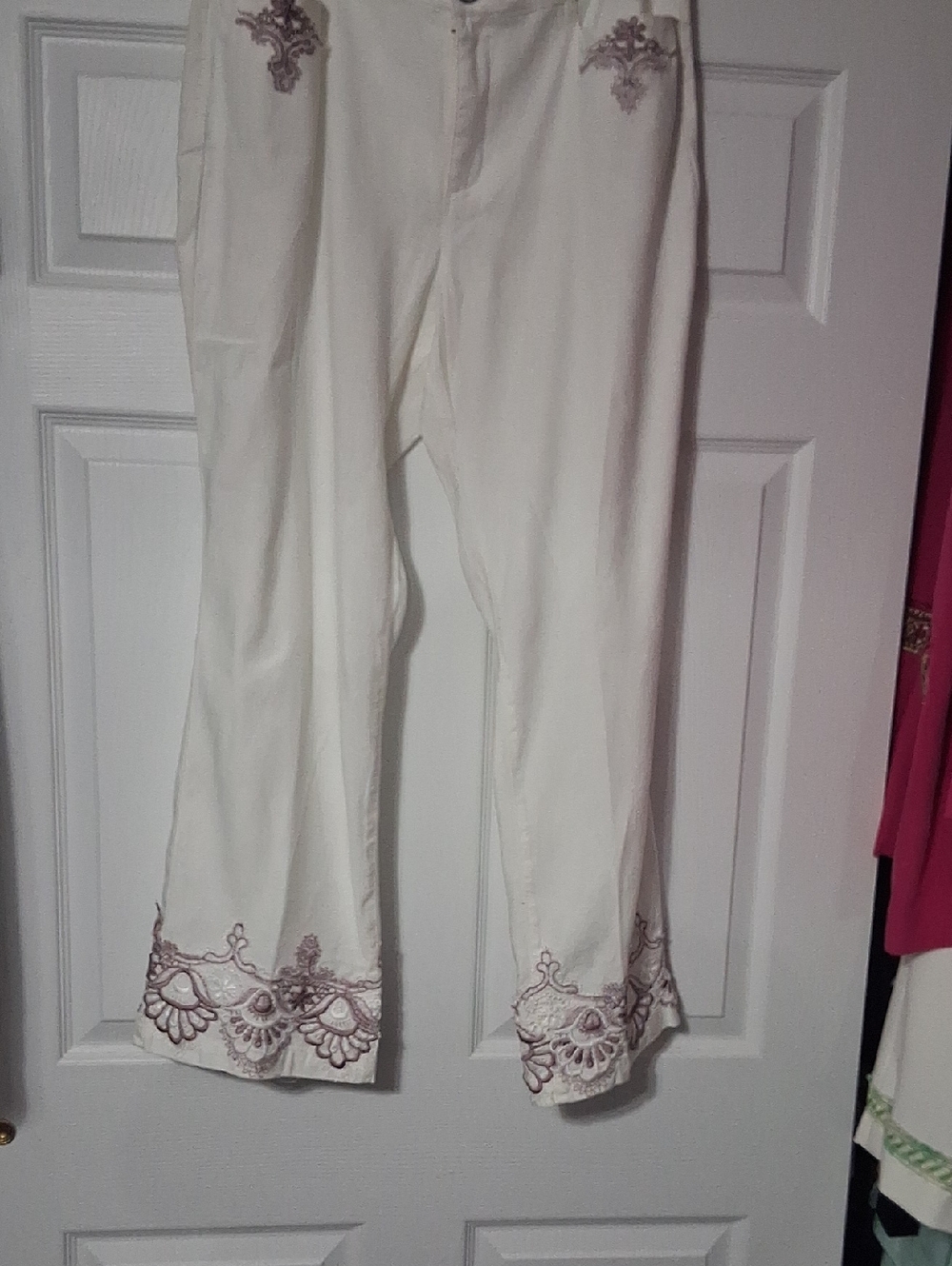 NYDJ Women's Embroidered Hem Pants with Purple Accents Sz 14P $48